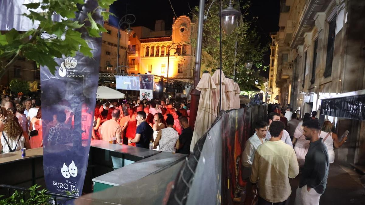 así se vive la primera gran noche de las Hogueras de Alicante