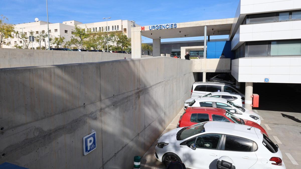 Exterior del Hospital Can Misses donde se produjo la trágica muerte