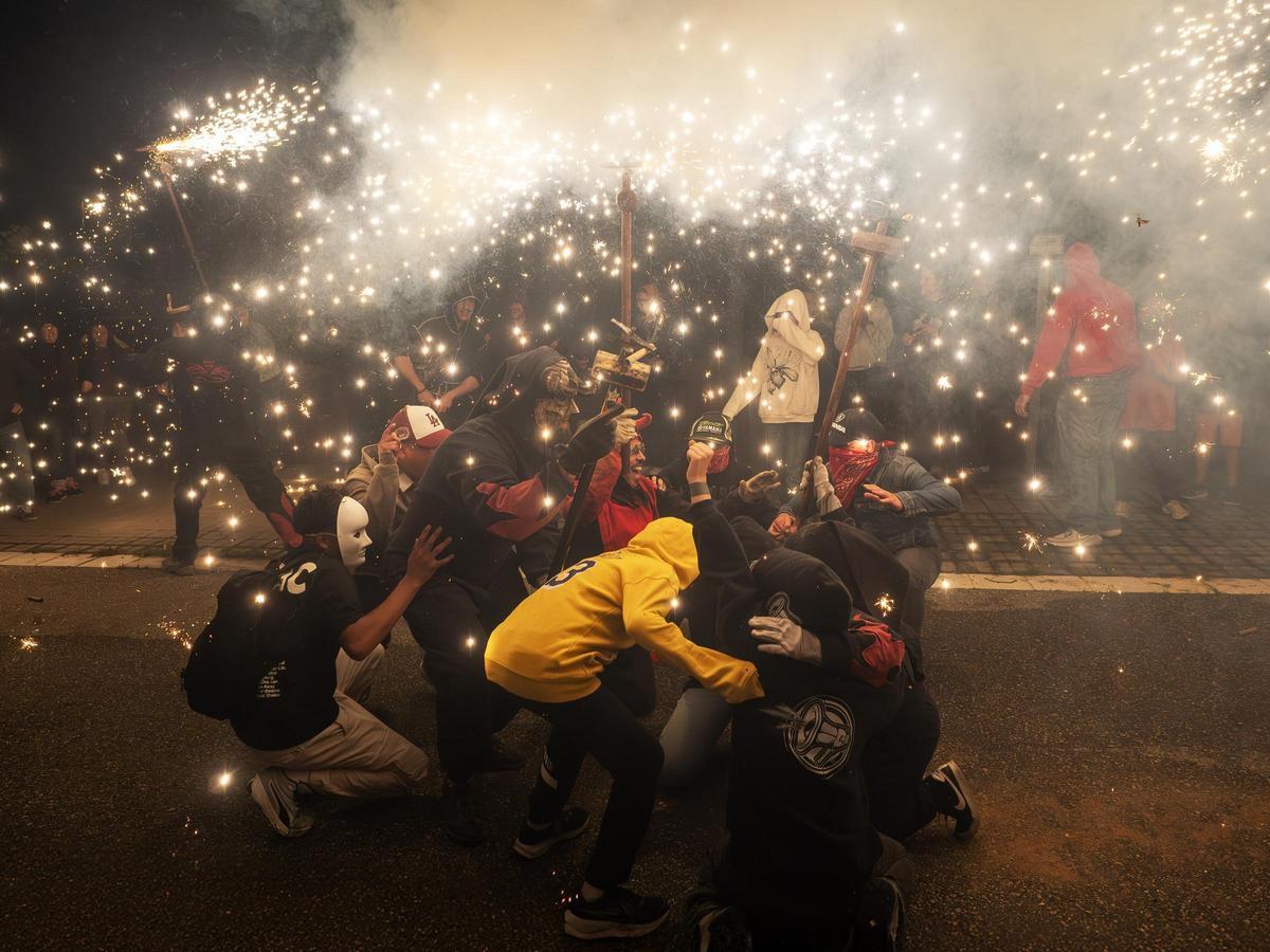 La Nit del Foc il·lumina Figueres La Nit del Foc il·lumina Figueres