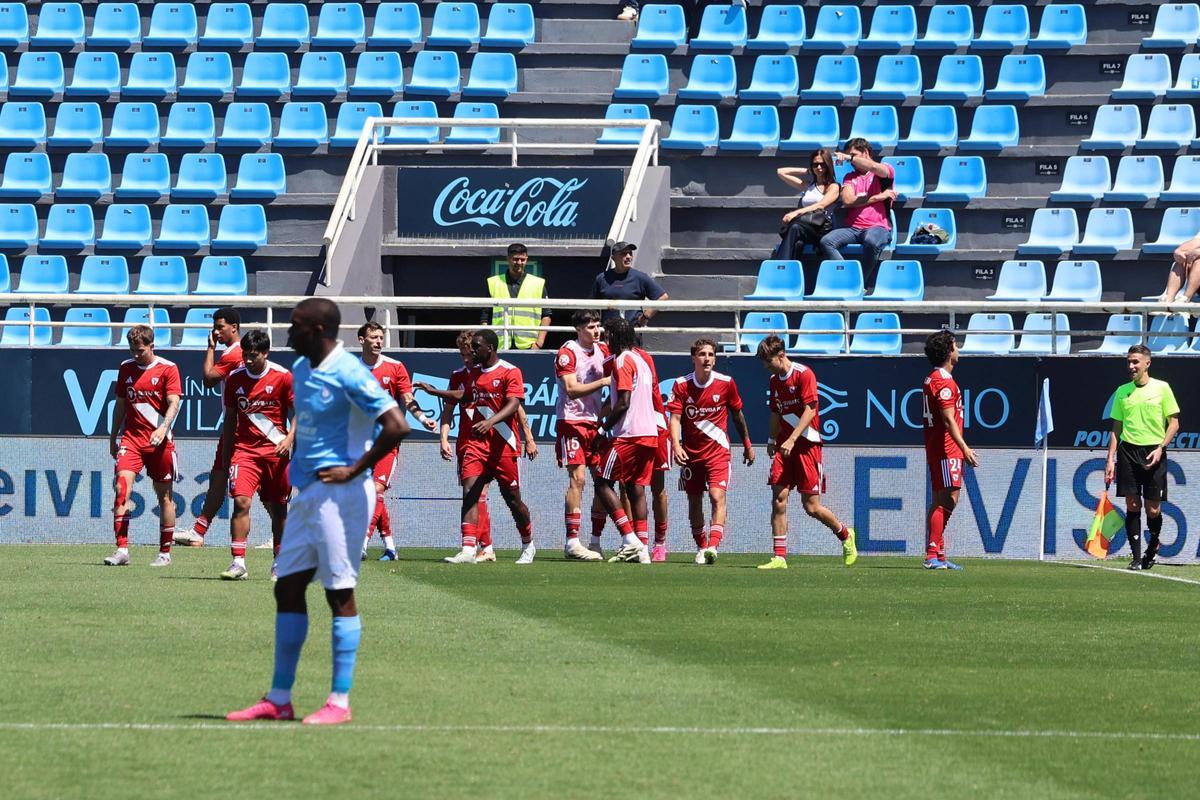 Galería: La UD Ibiza toca fondo ante el último clasificado