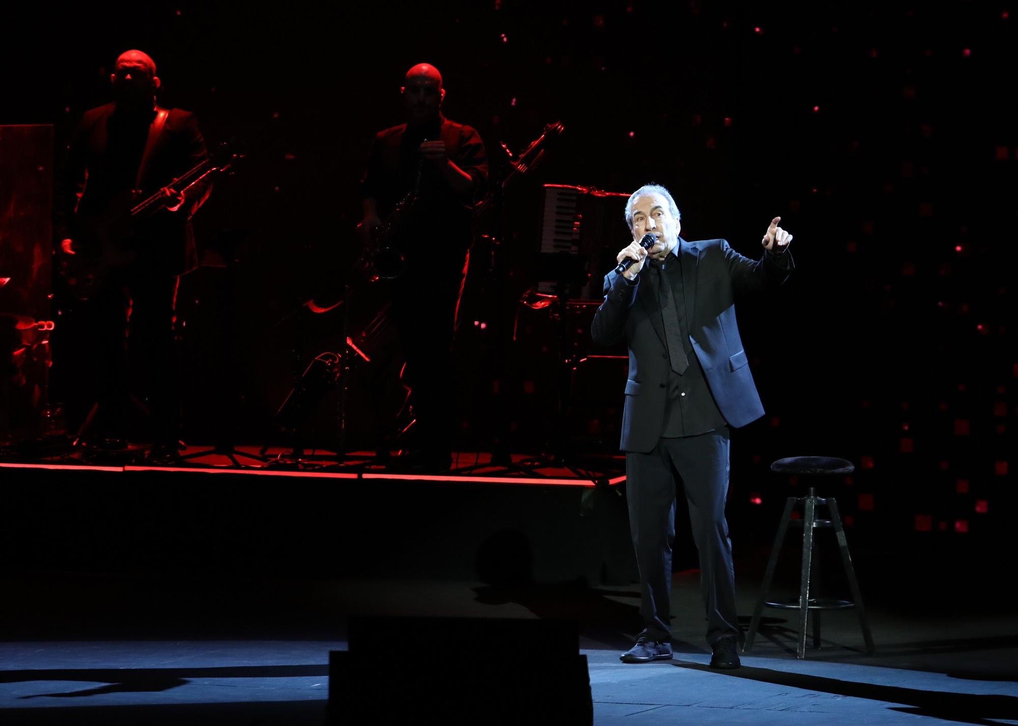 El concierto de José Luis Perales en Gijón, en imágenes