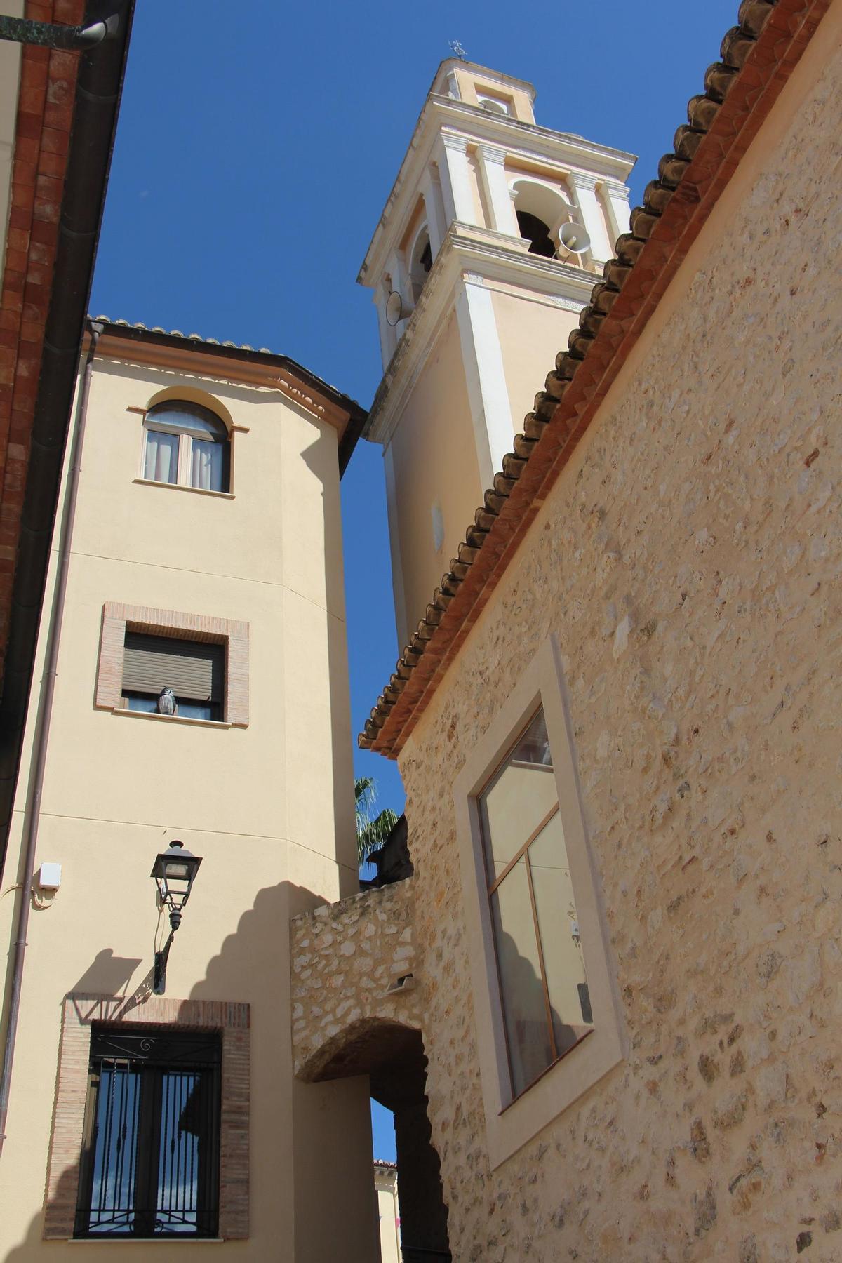 Campanario de la Iglesia Parroquial de San Jaime Apóstol