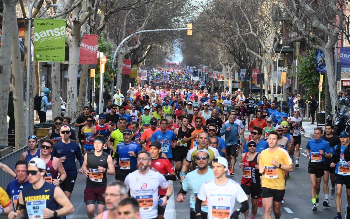 ¿Has participado en la Marató de Barcelona 2024? ¡Búscate en las fotos¡