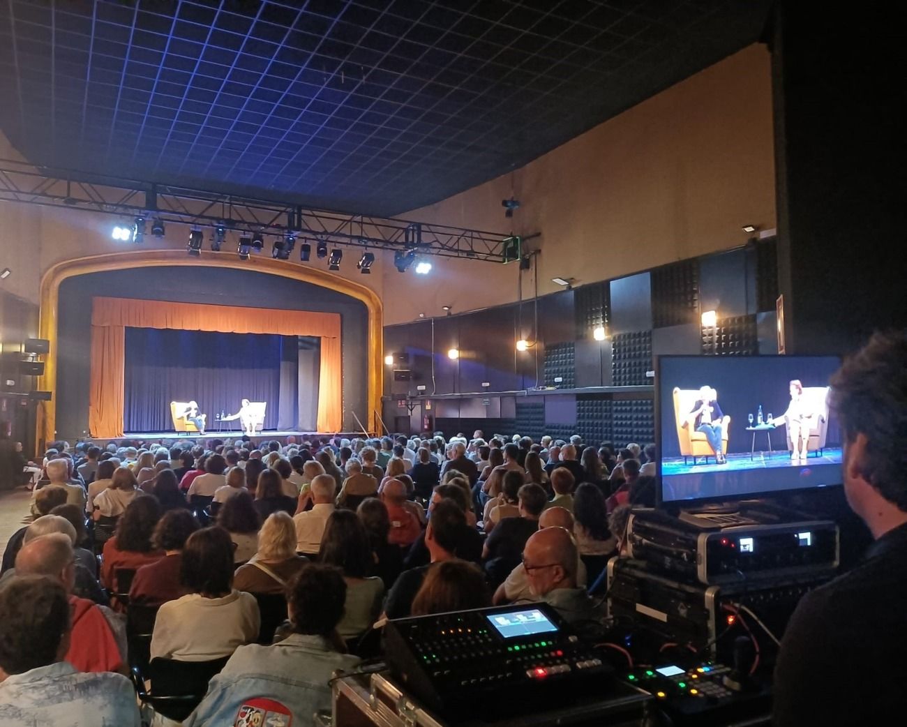Presentación del nuevo libro de Manuela Carmena en Santa Brígida