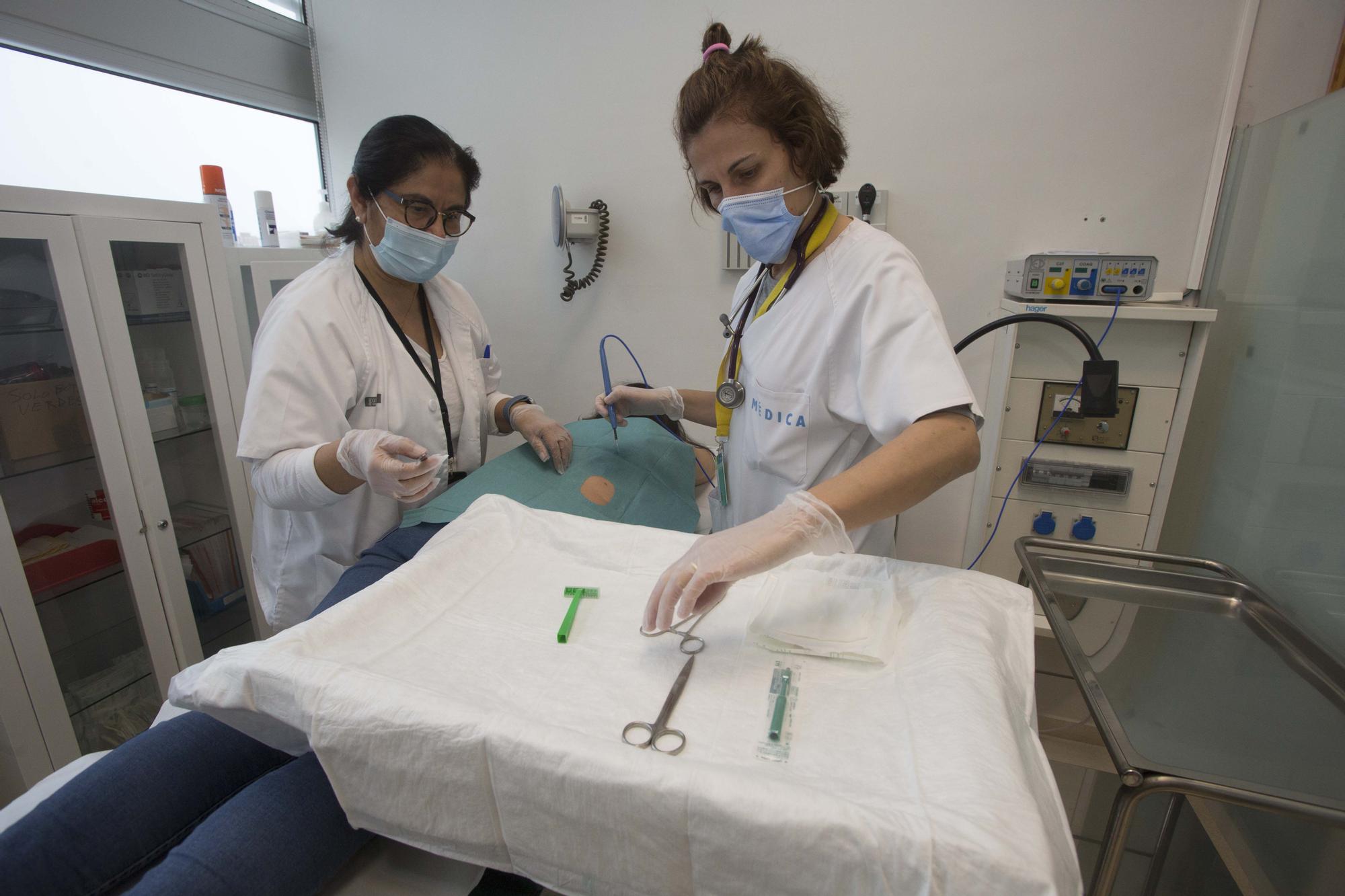 Los centros de salud de la provincia recuperan la cirugía menor tras dos años parada por la pandemia