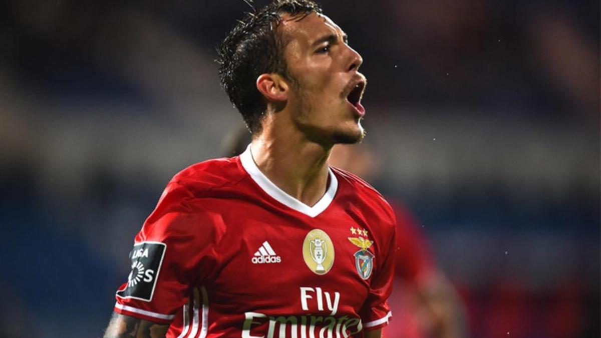 Grimaldo, celebrando su gol al Belenenses