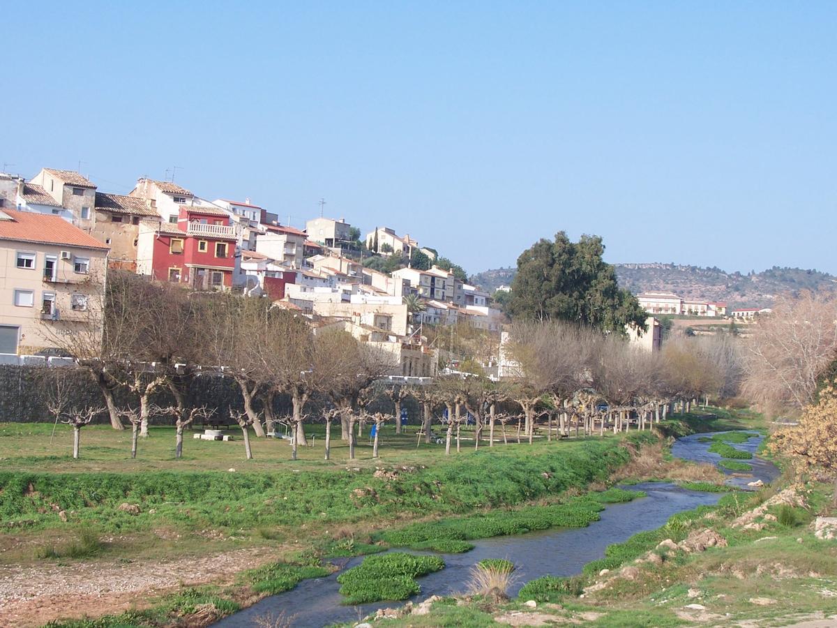 Río Tuéjar en Calles.