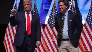 Tucker Carlson a Rússia