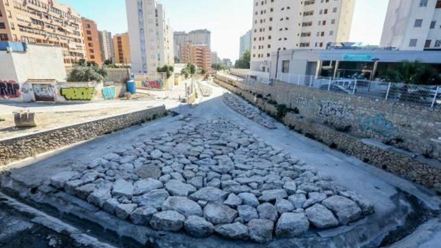 Uno de los tramos del barranco terminado tras las obras de la primera fase.