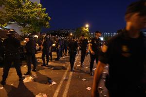 Incidentes violentos frente al Estadio Vicente Calderón