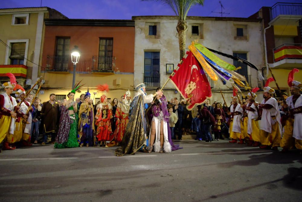 Los Moros y Cristianos de Monforte del Cid pusieron el broche de oro a las fiestas 2016