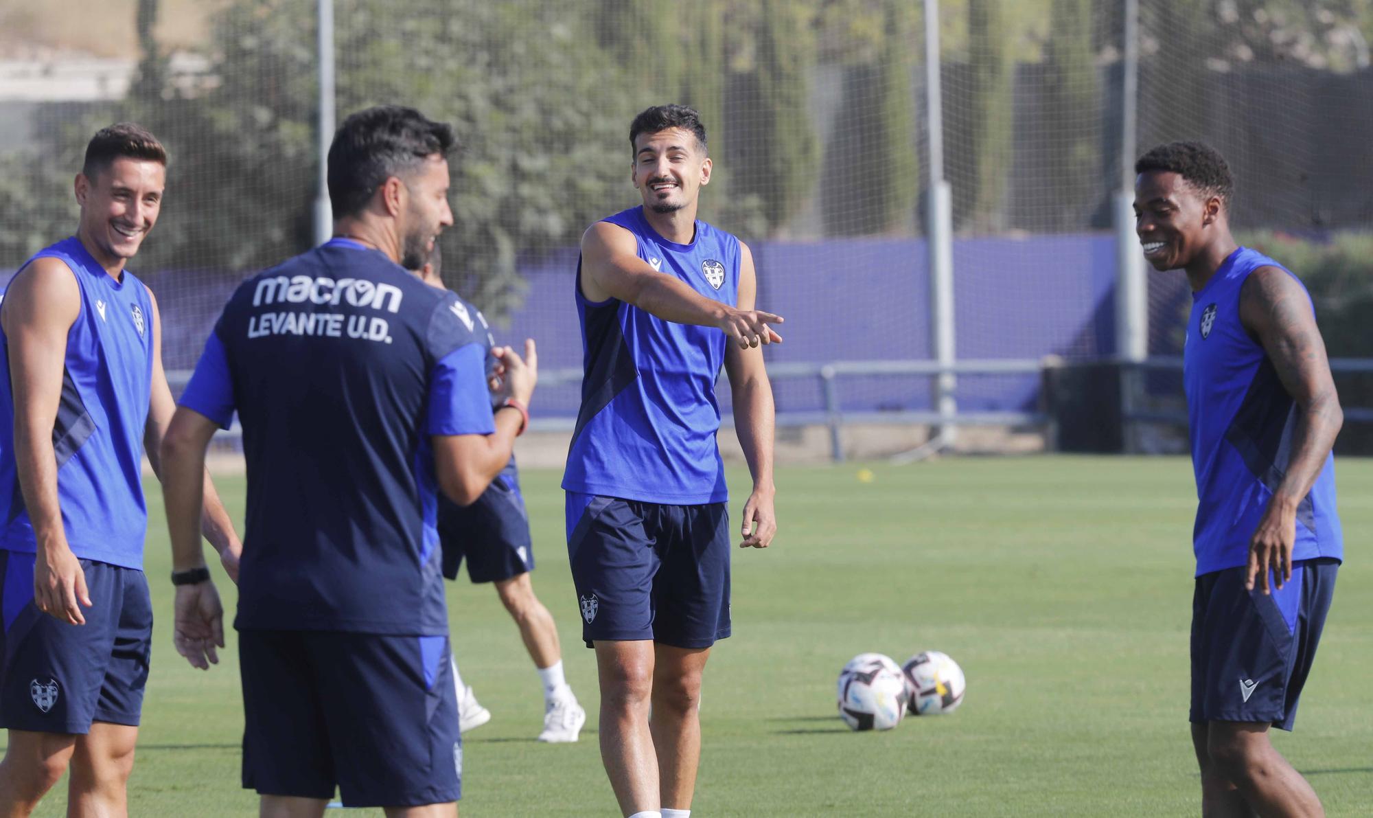 Sesión en Buñol del Levante UD