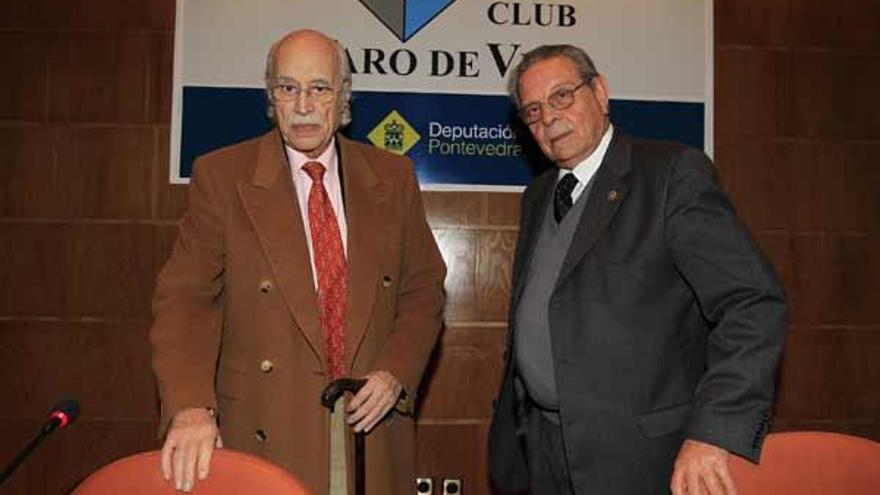 Antonio García-Trevijano (izquierda) fue presentado por Alfonso Álvarez-Gándara.  // Ricardo Grobas