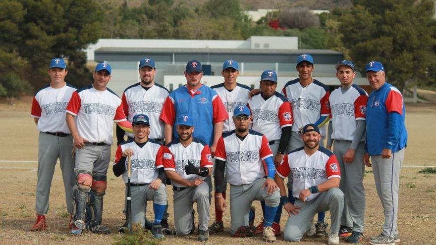 Los Tiburones ganaron este fin de semana a los Warddogs de Rota.