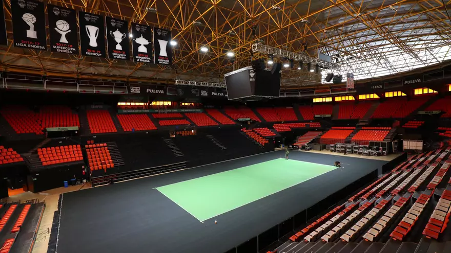 La Fonteta se transforma en pista de tenis