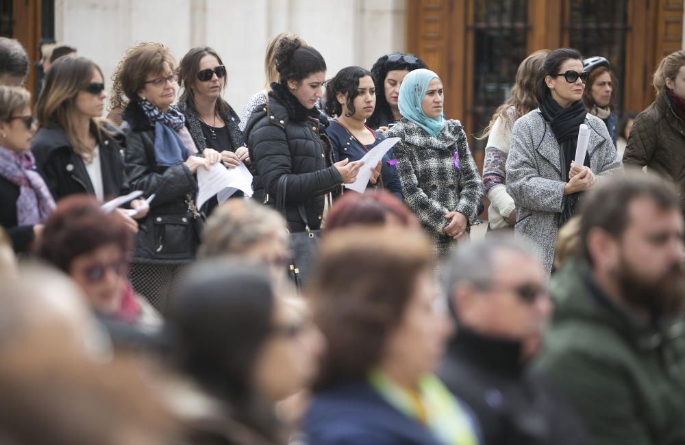 Castelló homenajea a las víctimas de la violencia machista