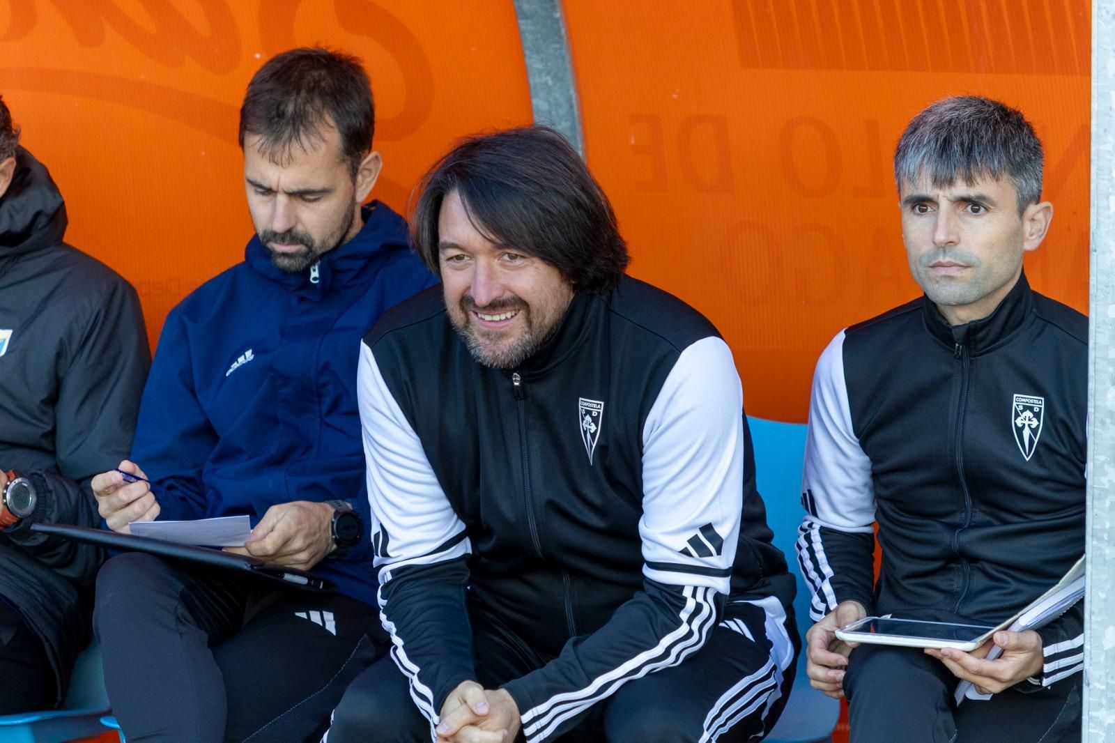 El Compos gana en el descuento y ya encarrila tres victorias seguidas