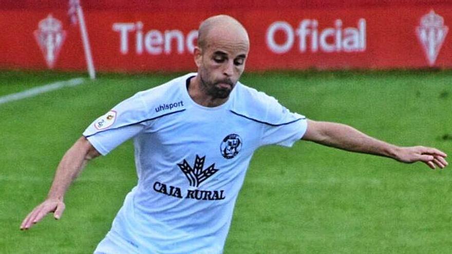 Sergio García, a punto de golpear el balón. | ZCF