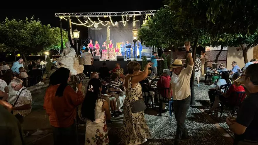 La Federación de Peñas celebra su verbena