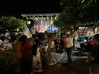La Federación de Peñas celebra su verbena