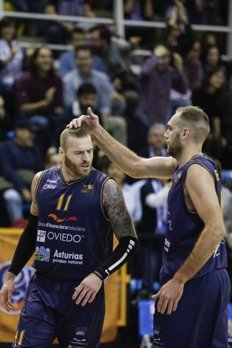 Partido de baloncesto entre Unión Financiera Oviedo y Melilla