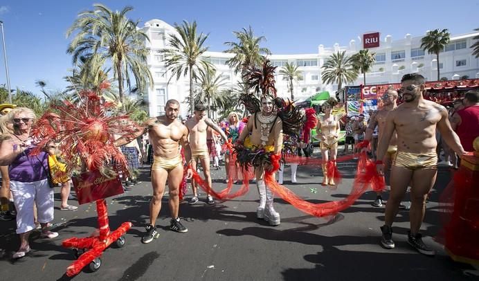 CABALGATA DE LA SEMANA DEL ORGULLO GAY EN ...