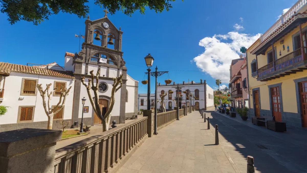 Firgas paralizada por una deuda de 200.000 € a una ferretería