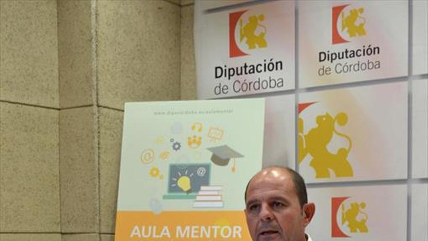 La Diputación duplica las matrículas subvencionadas del Aula Mentor