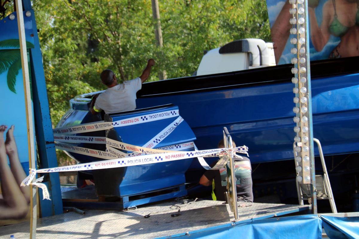Les imatges de l'atracció de fira de la festa major de Tona on hi ha hagut un accident