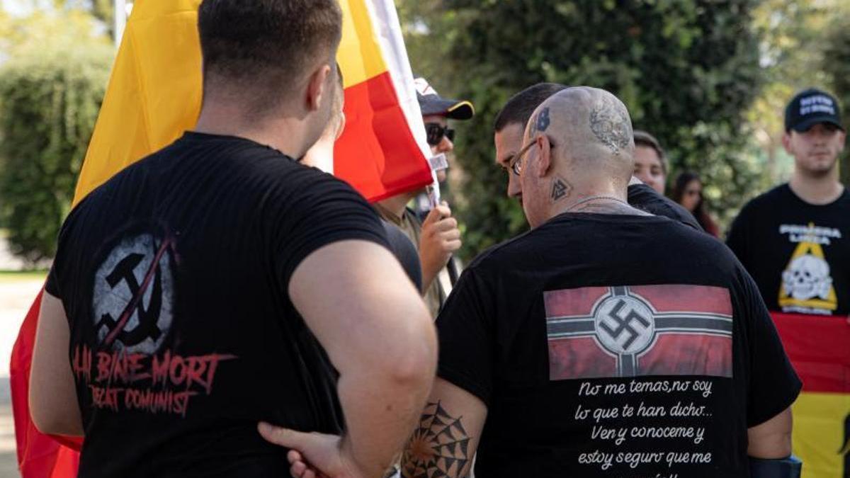 Neonazis en la concentración ultra de Montjuic (Barcelona) el pasado 12 de octubre.