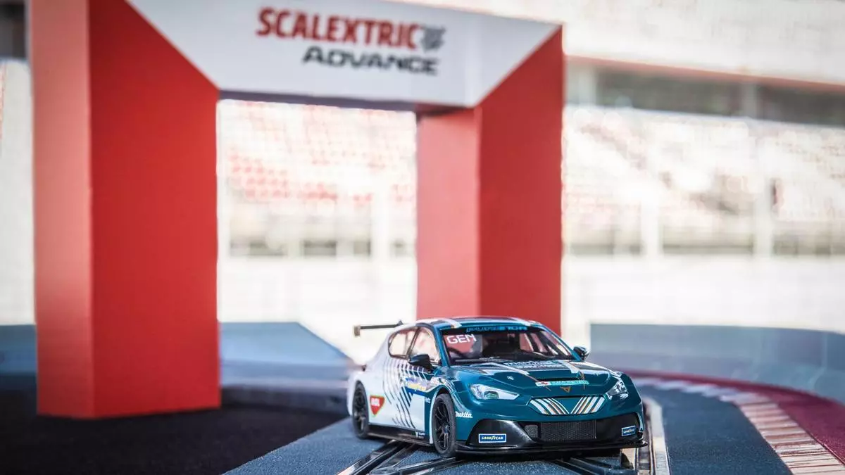 Cupra y Scalextric, campeones a escala 1:32