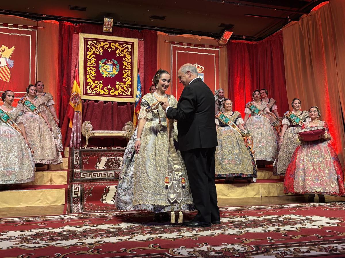 Noâ Pegueroles sucede en el cargo a Abril Martín.