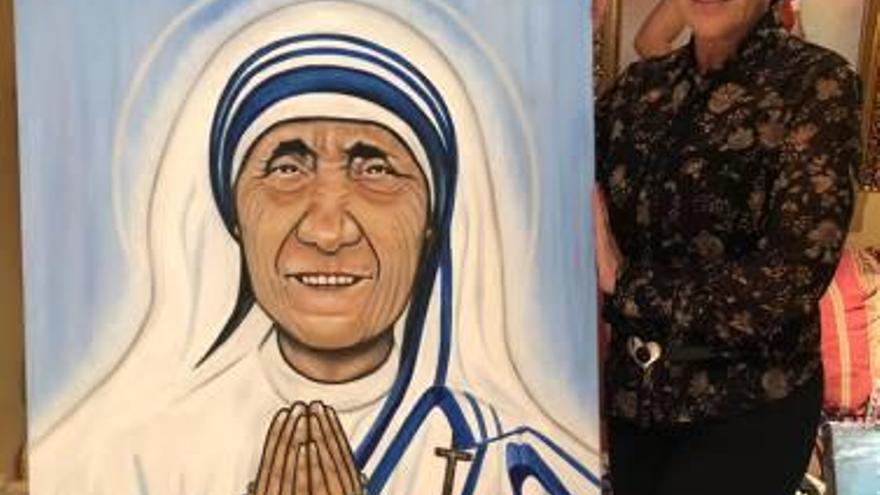 Pintura Homenaje a Teresa de Calcuta que viaja de Elche a Roma