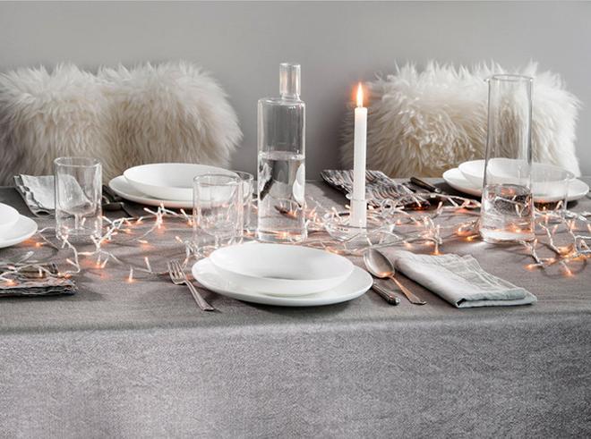 Decoración nórdica para la mesa de Navidad: integración de todos los elementos