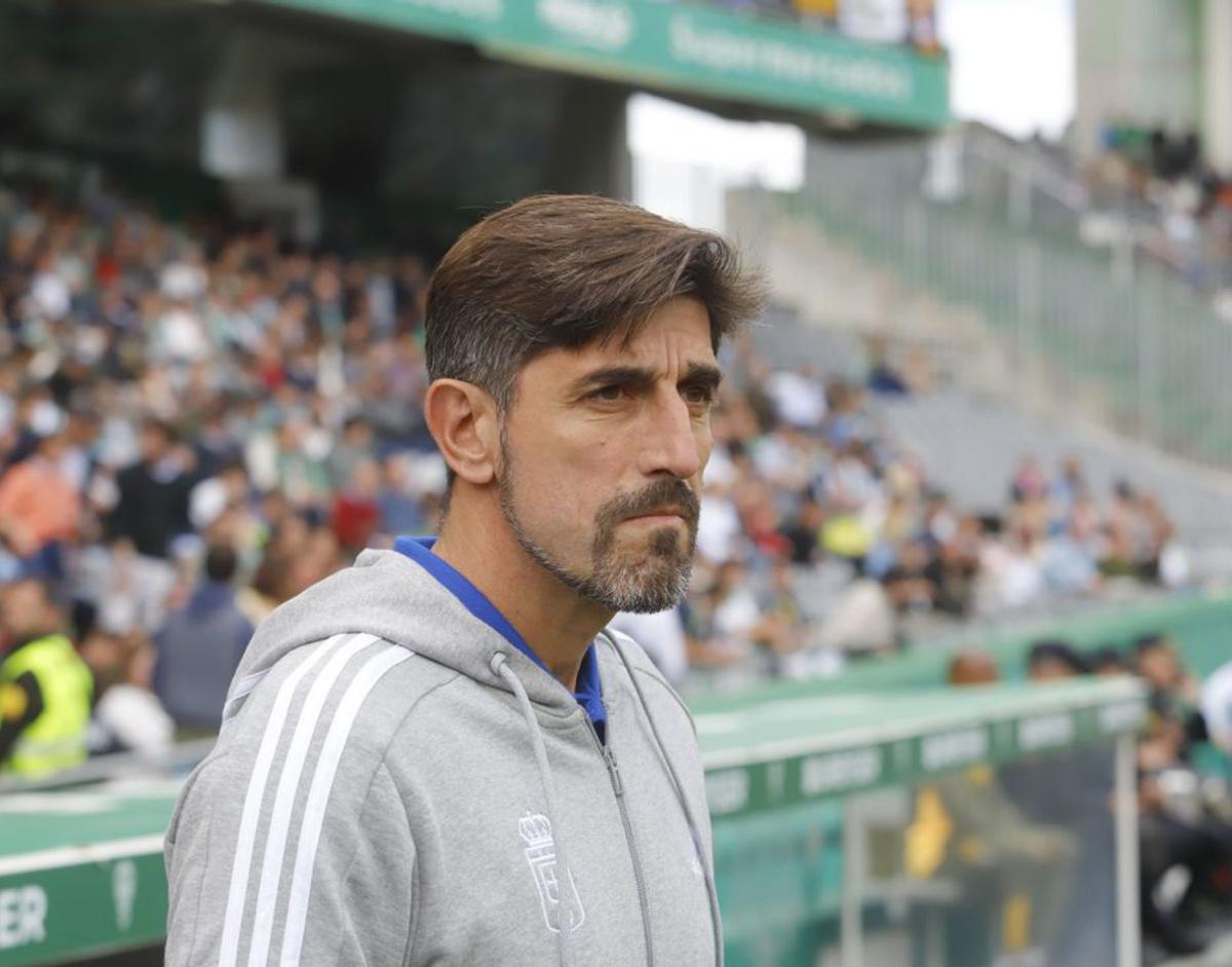 Paunovic, en el partido contra el Córdoba. | A. J. GONÁLEZ