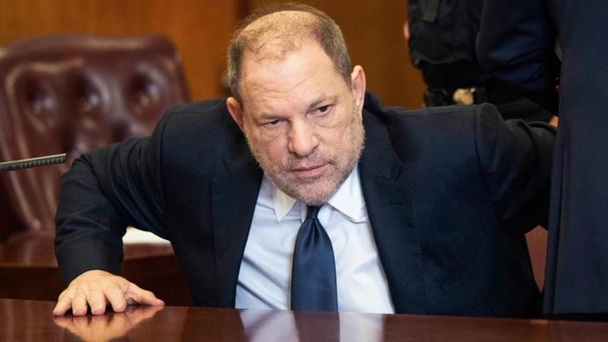 Desestimado uno de los cargos de agresión sexual contra Harvey Weinstein