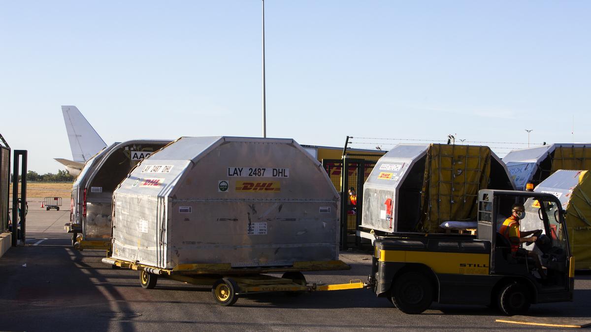 Transporte de mercancías: Así funciona el «otro aeropuerto» de Alicante-Elche