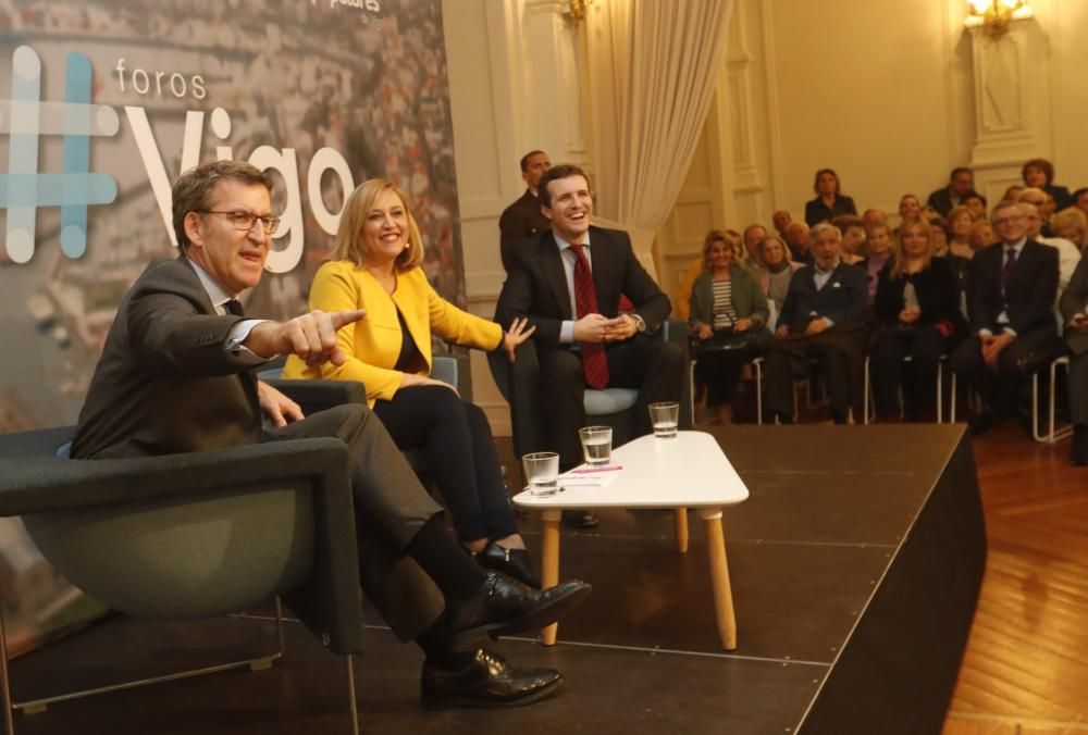 Casado estuvo arropado por Feijóo y Muñoz en su acto en A Sede del Celta