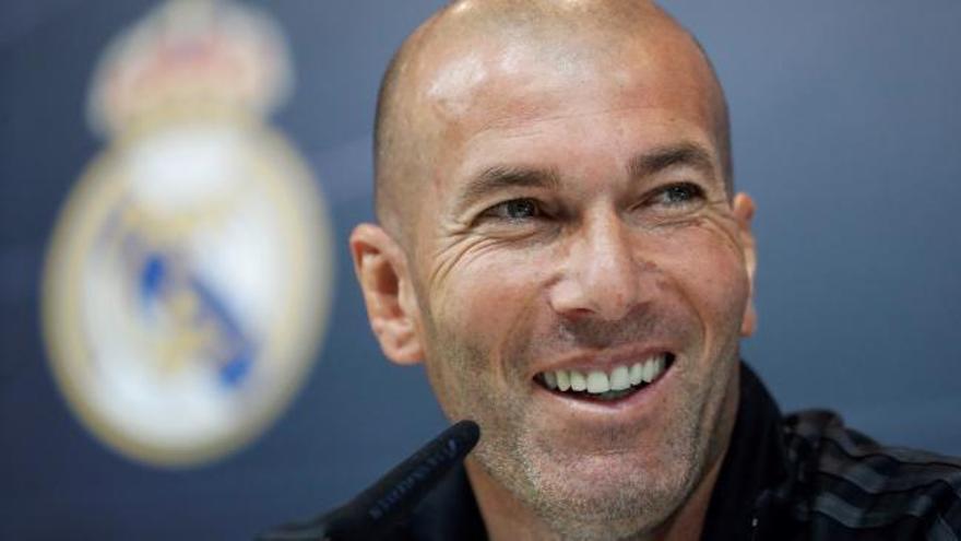 Zinedine Zidane vuelve al Real Madrid