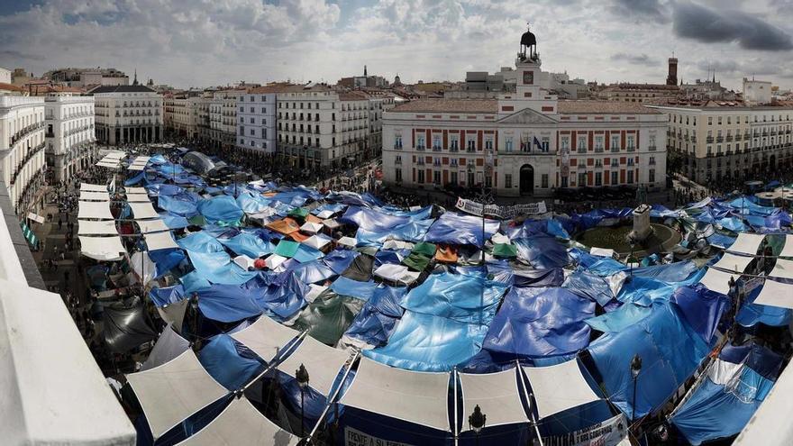 La acampada de Sol encara su segunda semana con la voluntad de ir a una huelga general
