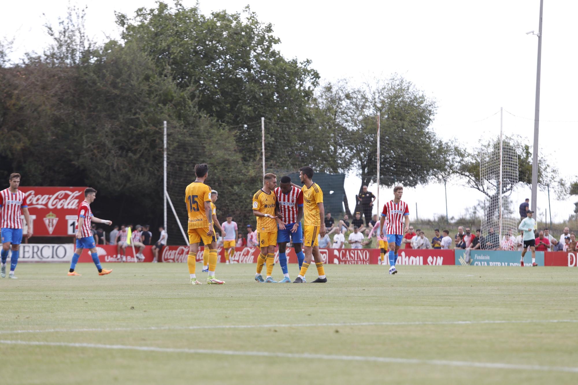 El Sporting empata ante la Ponferradina en su cuarto partido veraniego