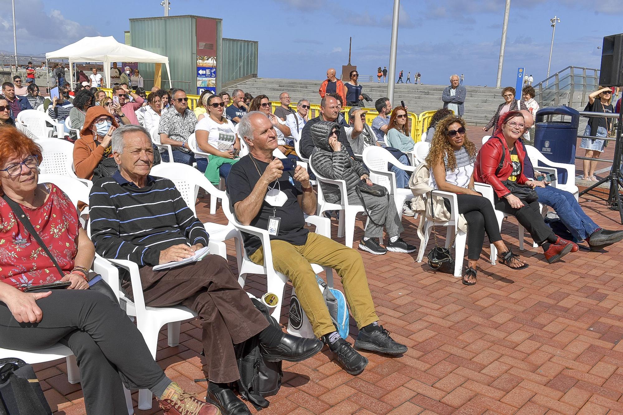 Fiesta de las Matemáticas y el Libro en la Plaza de la Puntilla