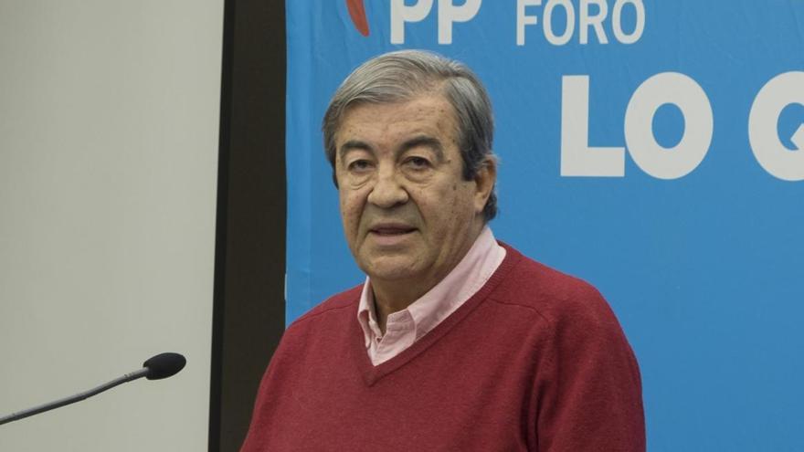 Francisco Álvarez-Cascos en un acto de campaña de la coalición Foro-PP