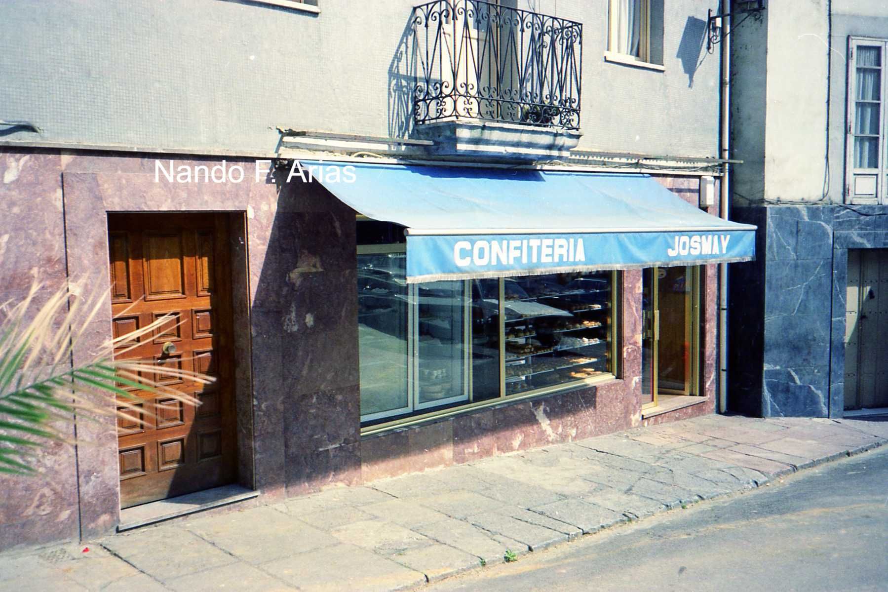 En imágenes, los locales míticos de finales de siglo en Grado