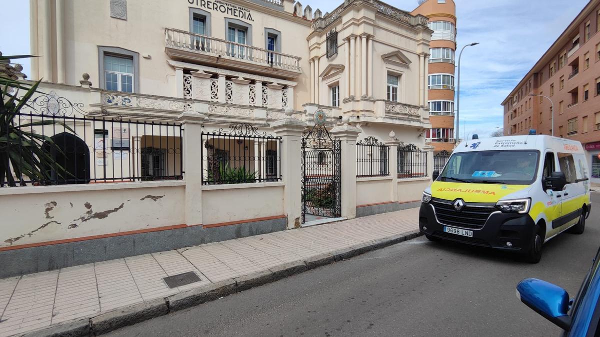 Un pintor, herido al precipitarse desde un primer piso en Badajoz