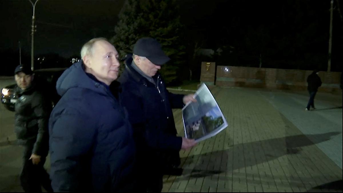 Putin visita Mariupol y desafía a la Corte Penal Internacional en su primer viaje a la Ucrania ocupada