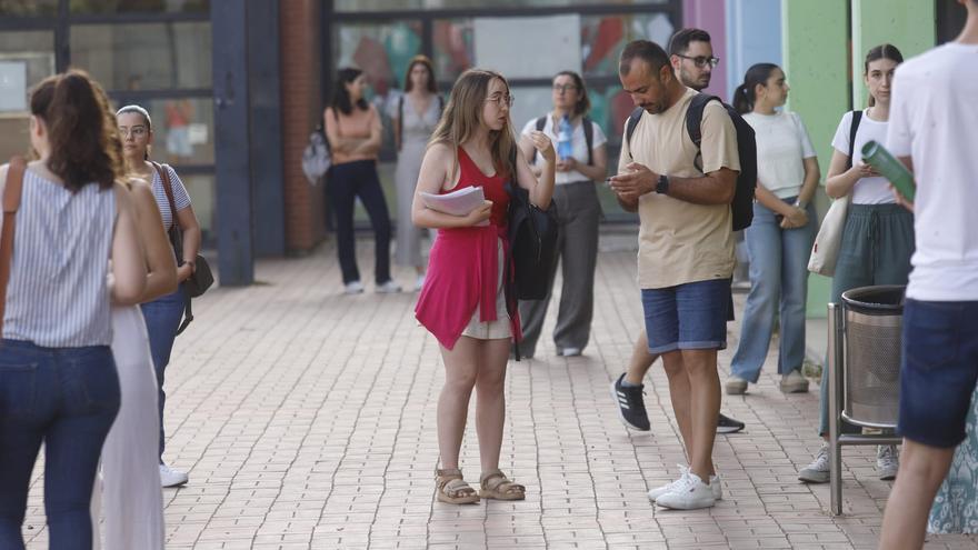 Así han empezado las oposiciones a Infantil y Primaria en Valencia