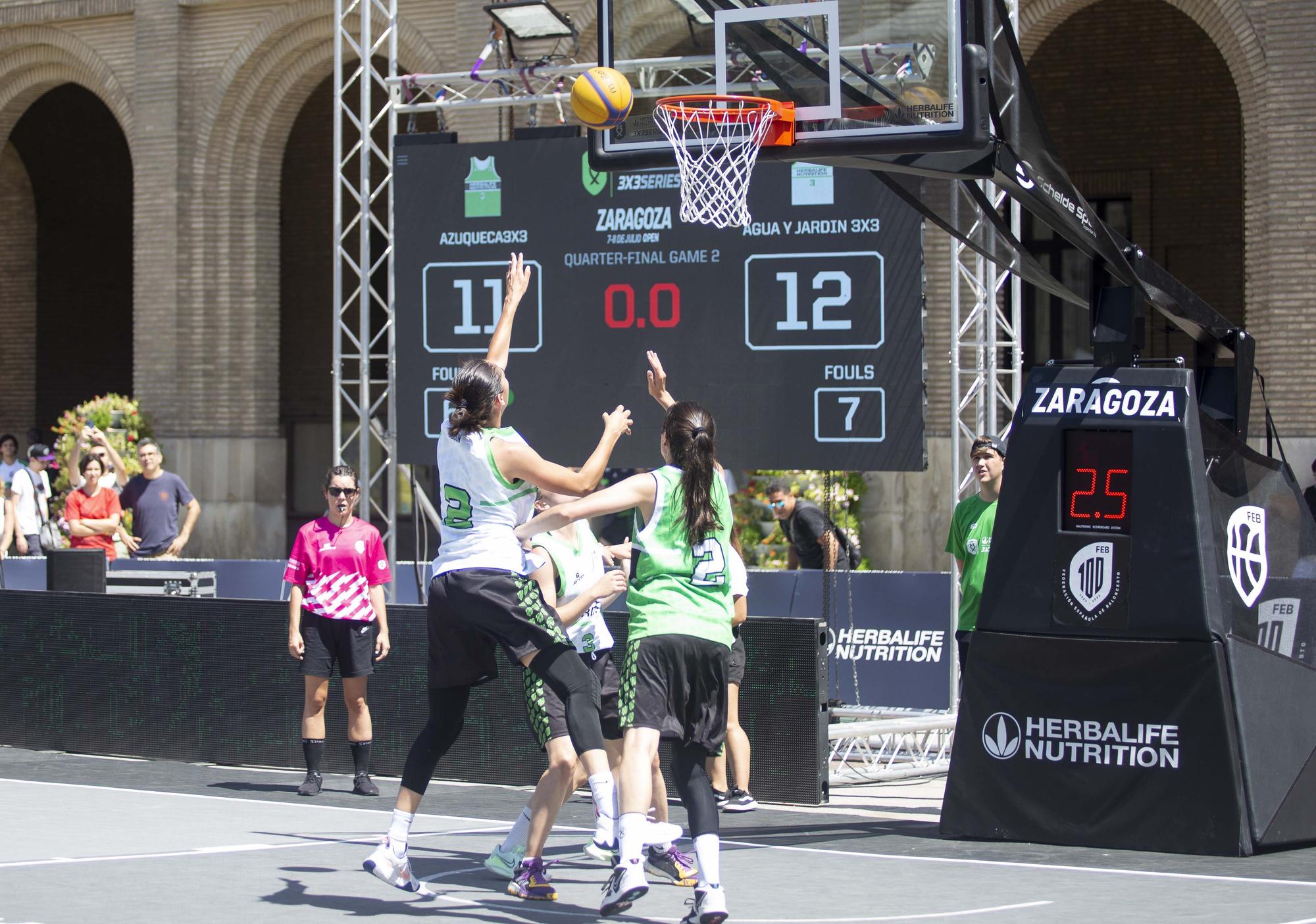 Las Herbalife 3x3 Series llenan de baloncesto la Plaza del Pilar de Zaragoza