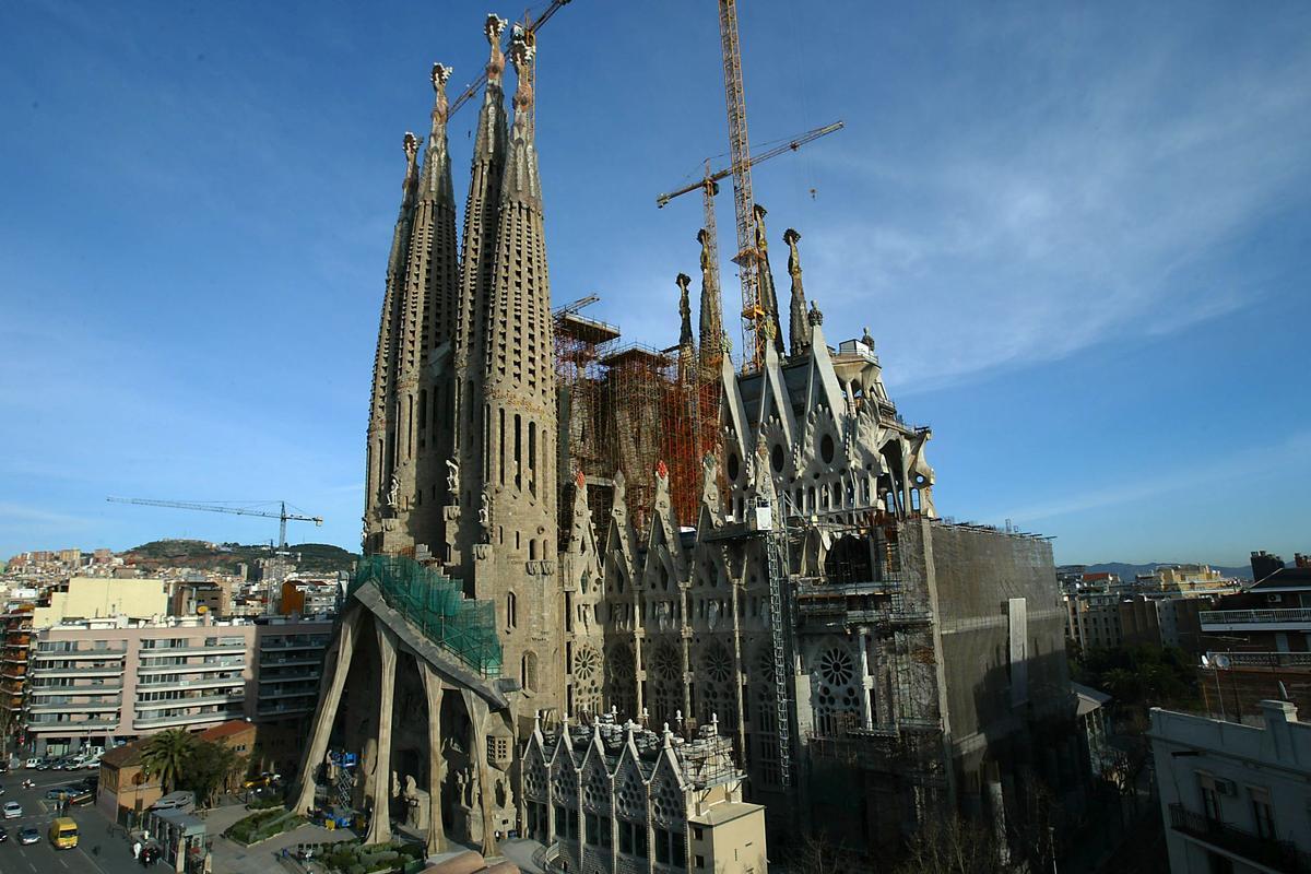 2007, más de 150 personas trabajaban en una fase de la obra de gran actividad.