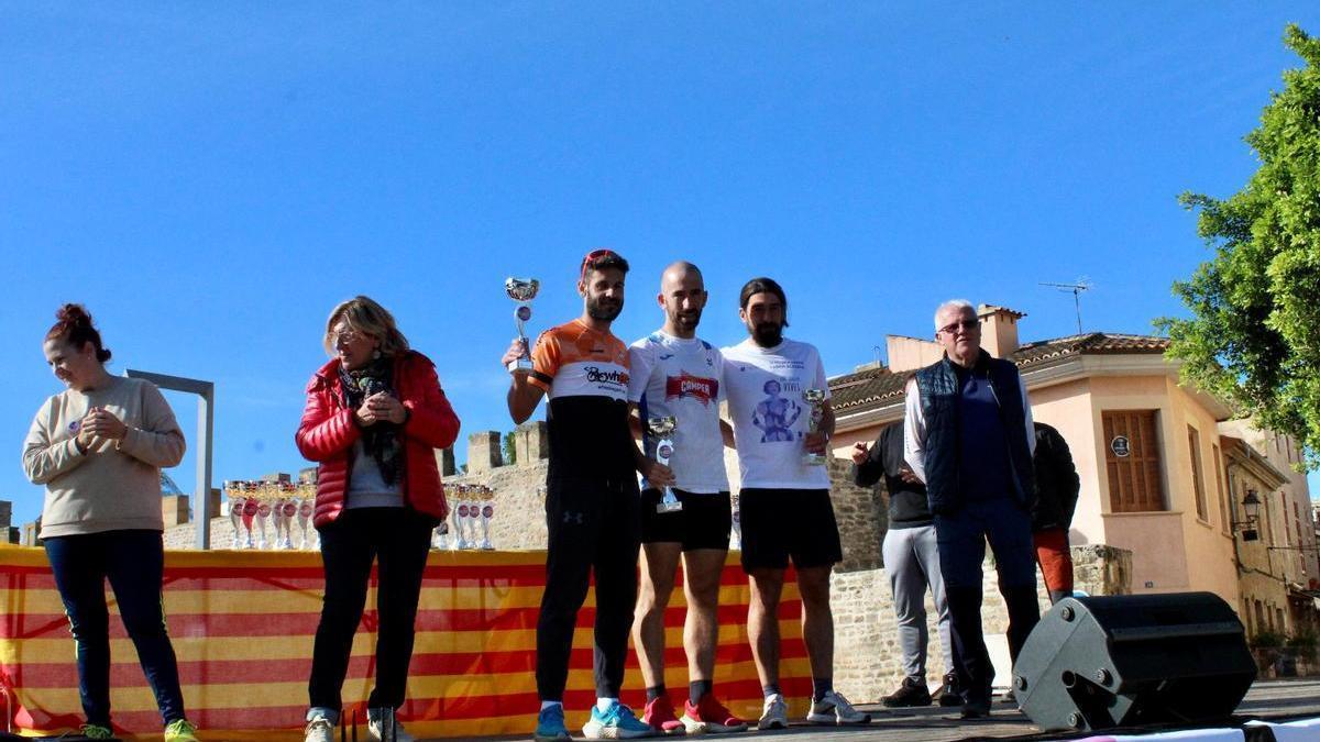 Podio masculino de la Mitja Marató d&#039;Alcúdia